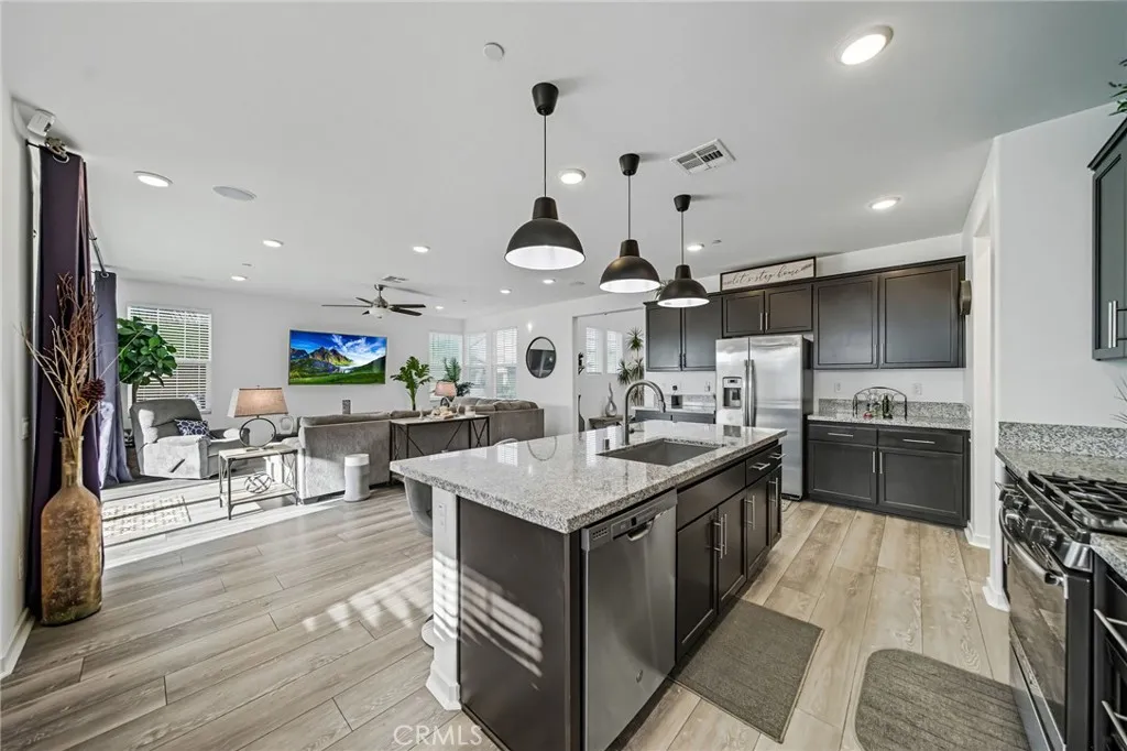 31009 Lusitano Circle, Menifee, California 92584 home-pic-18